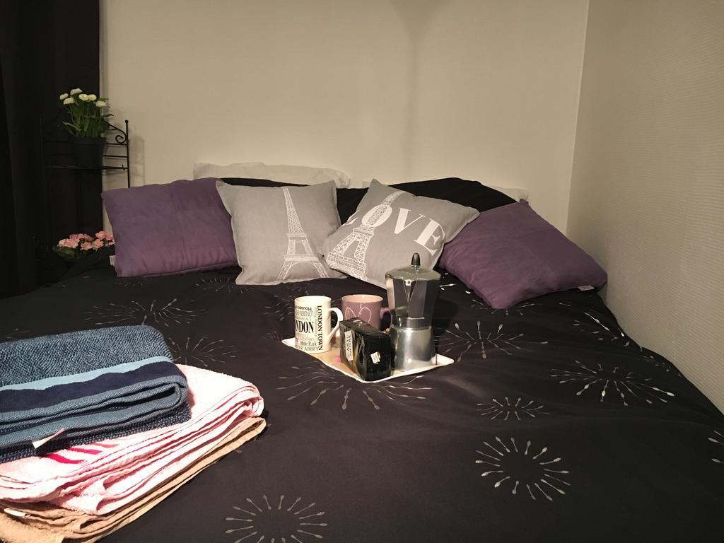Eiffel Tower Champs De Mars Apartment ปารีส ภายนอก รูปภาพ